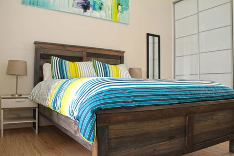 Smugglers Inn Studio Apartments - Hotel WA 13