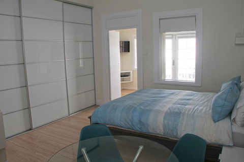 Smugglers Inn Studio Apartments - Hotel WA 6