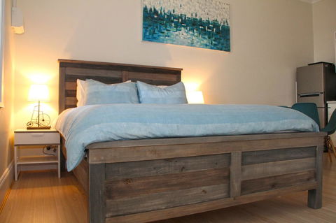 Smugglers Inn Studio Apartments - Hotel WA 5