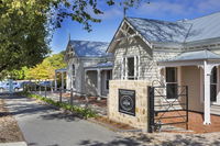 Book Mount Barker Accommodation Vacations Hotel WA Hotel WA