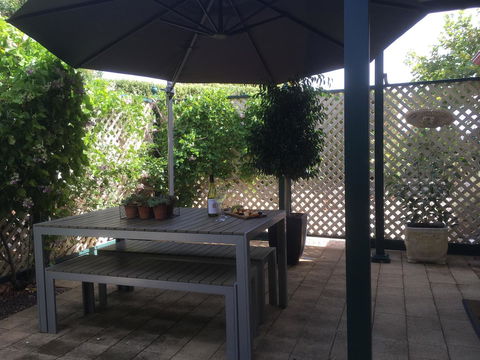 Wine And Roses Bed And Breakfast - Hotel WA 3