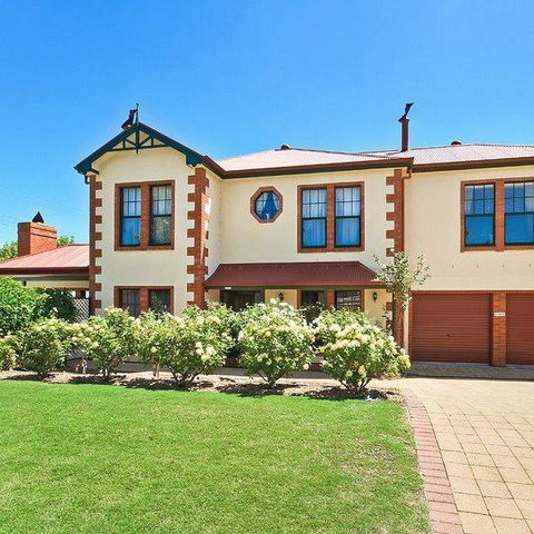 Wine And Roses Bed And Breakfast - Hotel WA 0