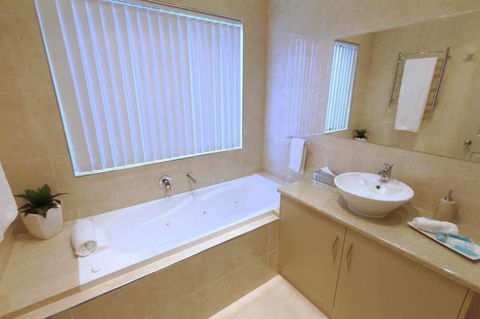 Casavino Luxury Villa - Hotel WA 26