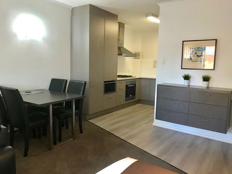 Adelaide DressCircle Apartments - Archer Street - Hotel WA 5