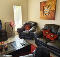 Explore Adelaide Gawler the Barossa and Clare Valleys all-in-one - Hotel WA