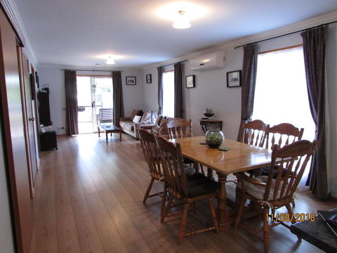 Lazy Days Cottage - Victor Harbor - Hotel WA 4
