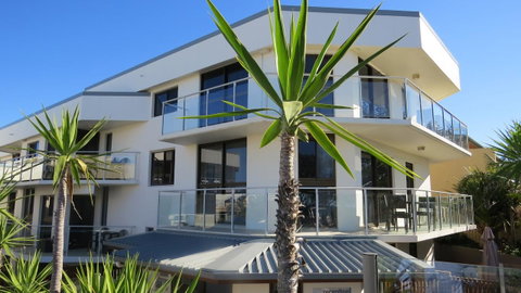 Bayview Beachfront Apartments, In Town Right On The Beach - Hotel WA 14