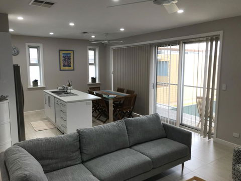 Elandra Holiday Home - Hotel WA 5