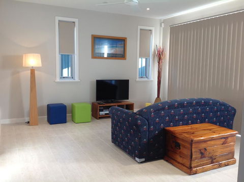 Elandra Holiday Home - Hotel WA 9