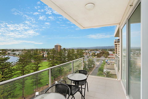 Beachside Luxury & Comfort, Ocean Views In Glenelg - Hotel WA 23