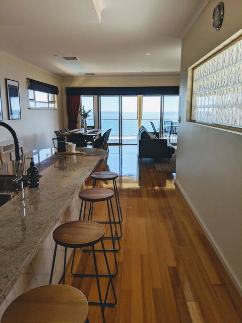 Ochre Point Beach House On Moana Seafront - Hotel WA 4