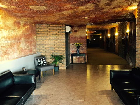 The Lookout Cave Underground Motel - Hotel WA 18