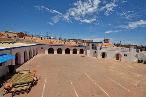 Radeka Downunder Underground Motel - Hotel WA 11