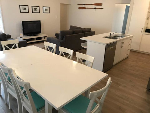 Moontana - Hotel WA 4