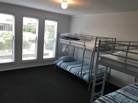 Moontana - Hotel WA 9