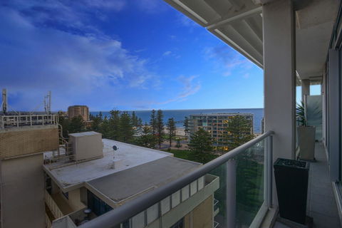 Glenelg Skyline Penthouse - Hotel WA 5