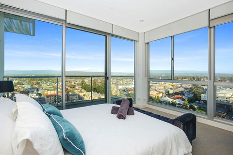 Glenelg Skyline Penthouse - Hotel WA 43