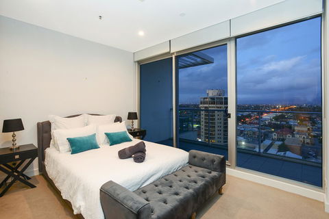 Glenelg Skyline Penthouse - Hotel WA 33