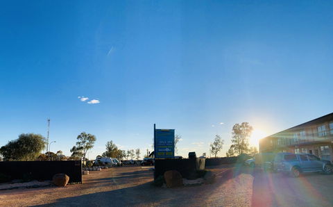 Opal Inn Hotel, Motel, Caravan Park - Hotel WA 43