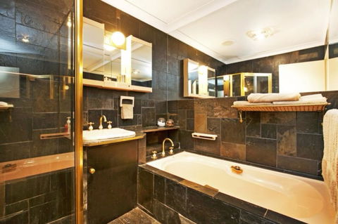 The Palms - Hotel WA 20