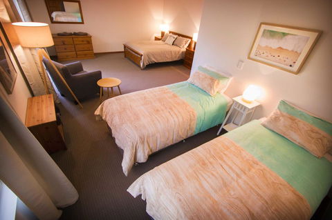 Limestone Ridge - Hotel WA 8