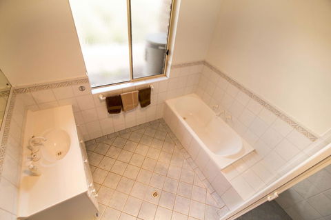 Limestone Ridge - Hotel WA 15