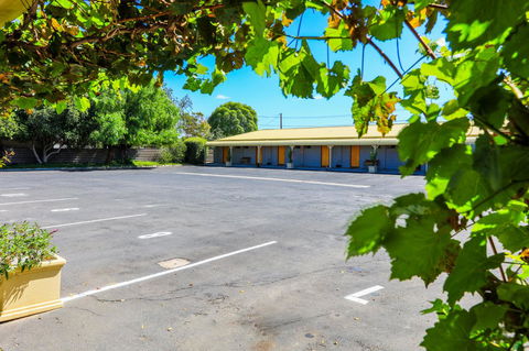 Country Roads Motor Inn Naracoorte - Hotel WA 30
