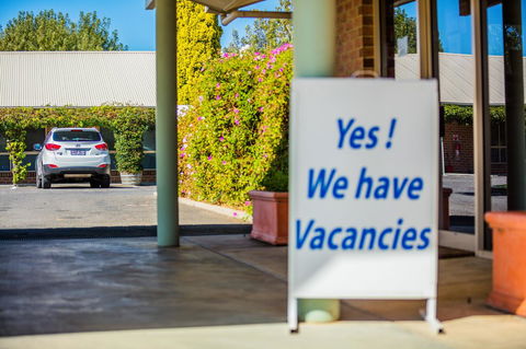 Country Roads Motor Inn Naracoorte - Hotel WA 22