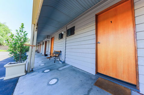 Country Roads Motor Inn Naracoorte - Hotel WA 31