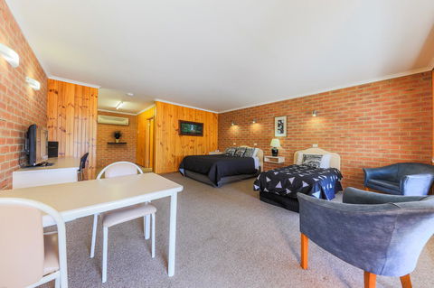 Country Roads Motor Inn Naracoorte - Hotel WA 25
