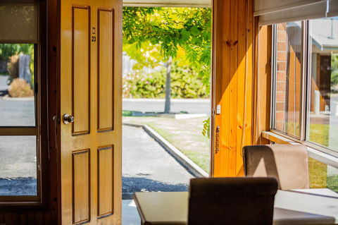 Country Roads Motor Inn Naracoorte - Hotel WA 34