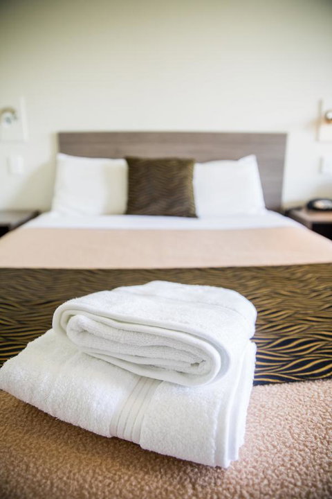 Lilac City Motor Inn & Steakhouse - Hotel WA 4