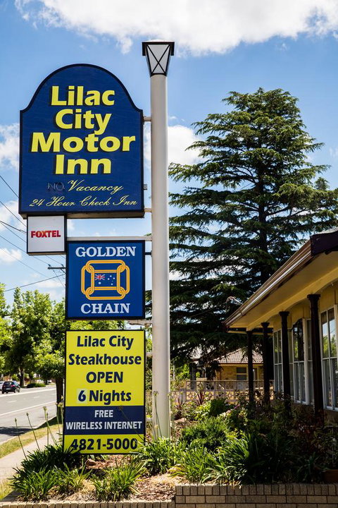 Lilac City Motor Inn & Steakhouse - Hotel WA 24