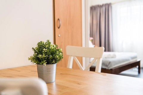 Executive 3 Bedroom Apartment + Internet + Parking - Hotel WA 30