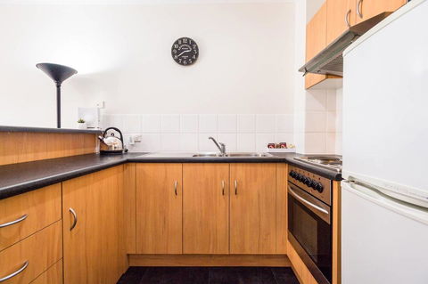 Executive 3 Bedroom Apartment + Internet + Parking - Hotel WA 29