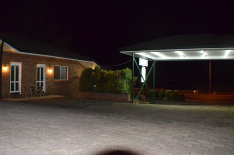 Deer Park Motor Inn Armidale - Hotel WA 17