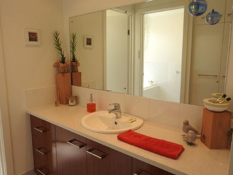 Sanctuary In The Valley - Hotel WA 15