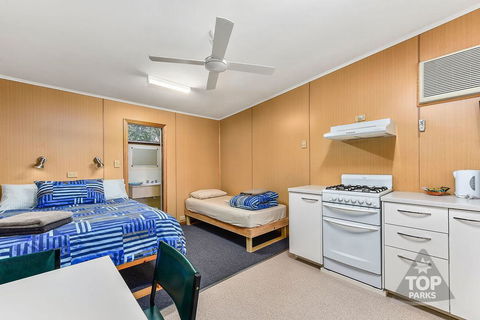 Millicent Hillview Caravan Park - Hotel WA 11