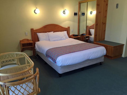 Coonawarra Place Motor Inn - Hotel WA 23
