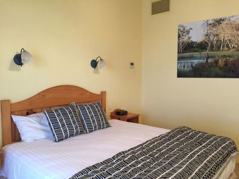 Coonawarra Place Motor Inn - Hotel WA 42