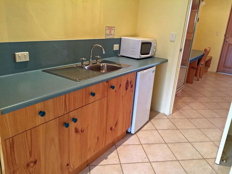 Coonawarra Place Motor Inn - Hotel WA 39