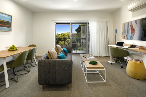 Quest Griffith - Hotel WA 7