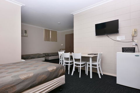 Motel Poinsettia - Hotel WA 24