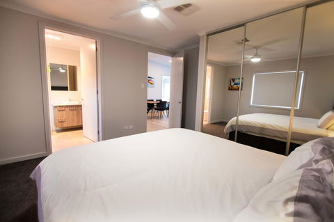 Wellington Lake Retreat - Hotel WA 12