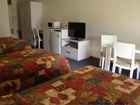 Dunsborough Central Motel - Hotel WA 13