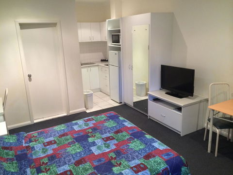 Dunsborough Central Motel - Hotel WA 33