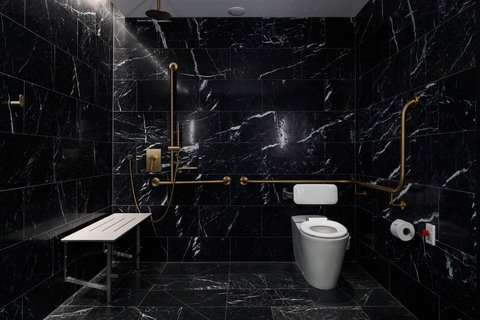 QT Perth - Hotel WA 4