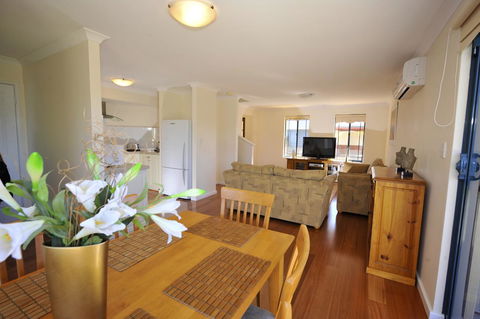 Palm Beach Manor - Hotel WA 2
