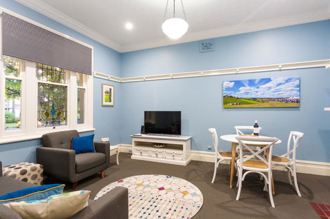 Blue Door Apartments - Hotel WA 2