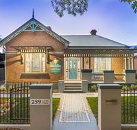Blue Door Apartments - Hotel WA